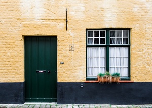 Inviting Curb Appeal