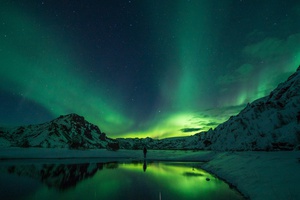 Aurora Reflected