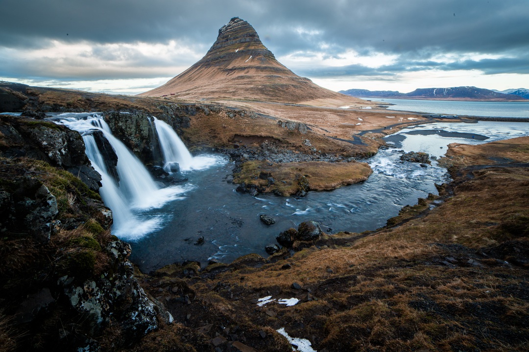 Barren Cascade